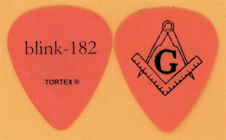 Blink 182 Tom DeLonge Guitar Pick (Variant TORTEXT) - 2011 Neighborhoods Tour