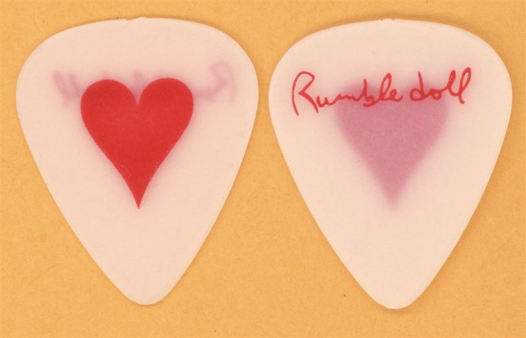 Bruce Springsteen Patti Scalfia Vintage Guitar Pick - 2000 Reunion Tour