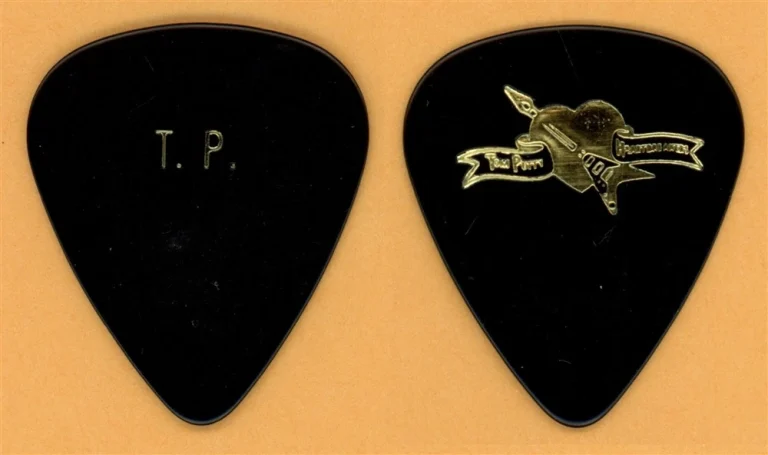 Tom Petty & The Heartbreakers Vintage Guitar Pick - 1991 US Tour