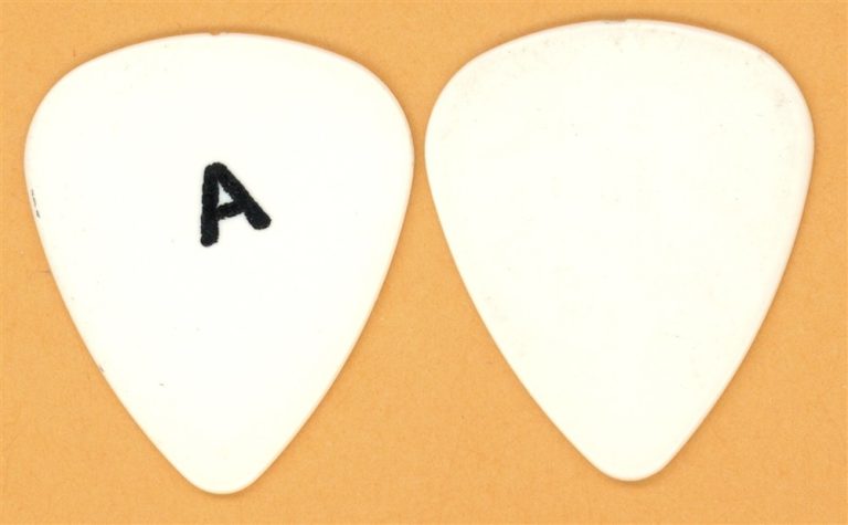 Aerosmith Joe Perry Vintage Guitar Pick - 2001 Just Push Play Tour