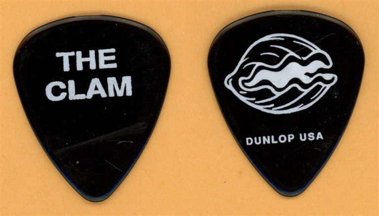 Bryan Adams The Clam Vintage Guitar Pick - 1991 Waking Up The Neighbors Tour