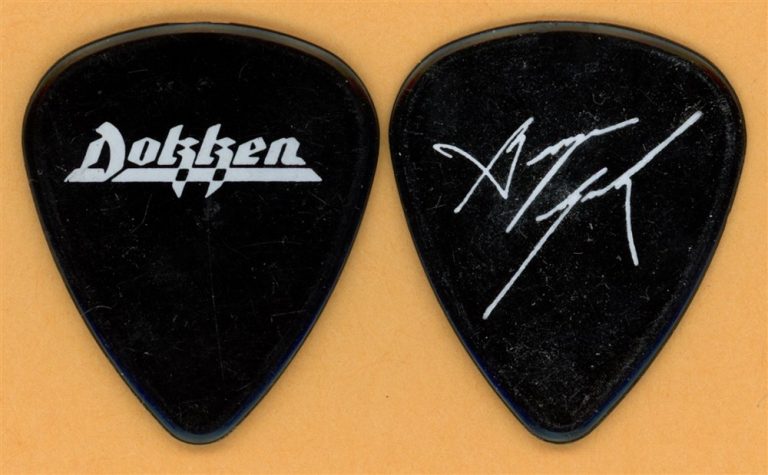 Dokken George Lynch Vintage Guitar Pick - 1986 Under Lock and Key Tour