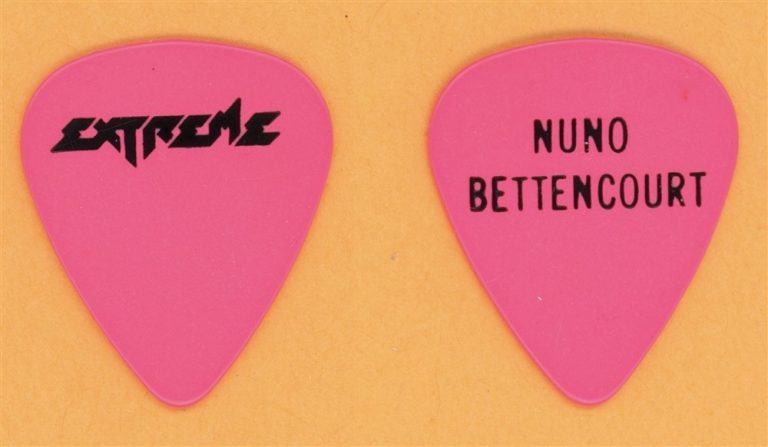 Extreme Nuno Bettencourt Vintatge Guitar Pick - 1990 Pornograffitti Tour