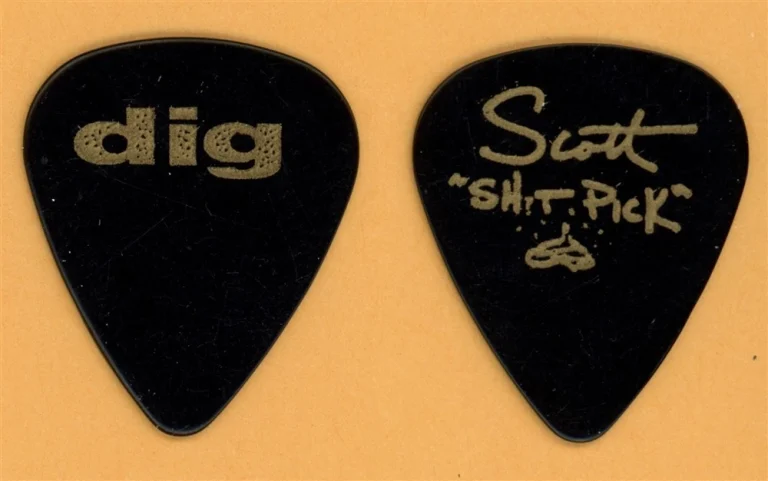 DIG Scott Hackwith Vintage Guitar Pick - 1993 US Tour