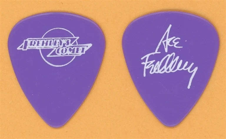 KISS Ace Frehley Frehleys Comet Vintage Guitar Pick - 1987 US Tour