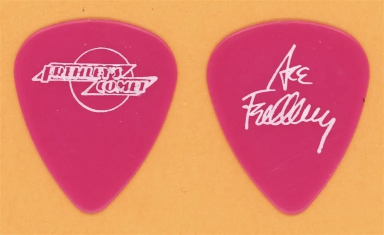 KISS Ace Frehley Frehleys Comet Vintage Guitar Pick - 1987 US Tour