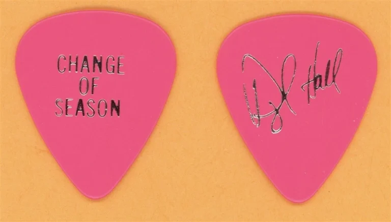 Hall & Oates Daryl Hall Vintage Guitar Pick - 1990 Change of Seasons Tour