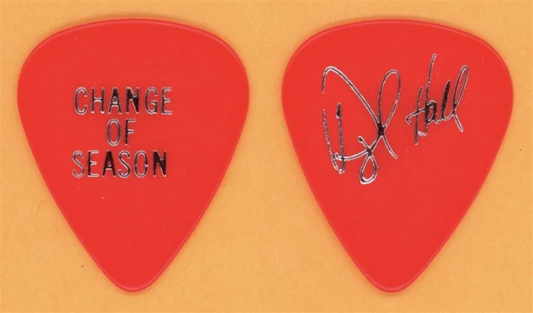 Hall & Oates Daryl Hall Vintage Guitar Pick - 1990 Change of Seasons Tour