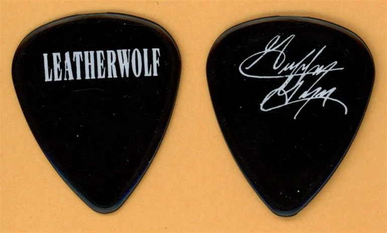 Leatherwolf Geoff Gayer Vintage Guitar Pick - 1987 US Tour