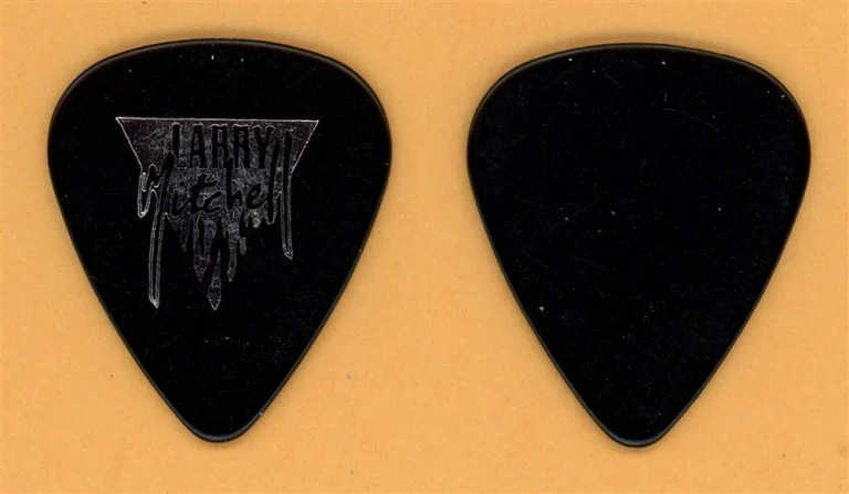 Larry Mitchell Vintage Tour Guitar Pick - Tracy Chapman Blilly Squire