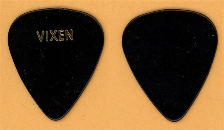 Vixen Janet Gardner Vintage Guitar Pick - 1988 Vixen Tour