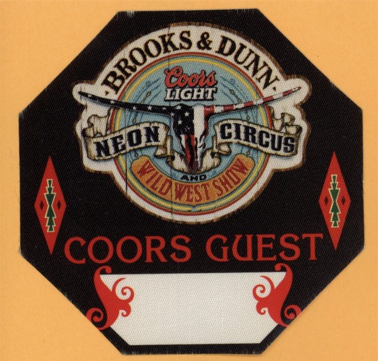 Brooks & Dunn 2001 Neon Circus Concert Tour GUEST Backstage Pass