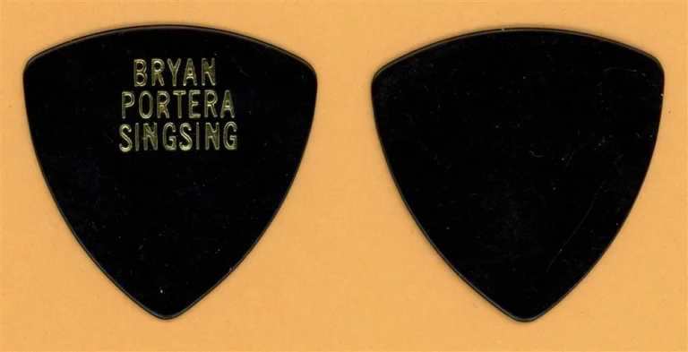 Bryan Portera Singsing Vintage Tour Guitar Pick