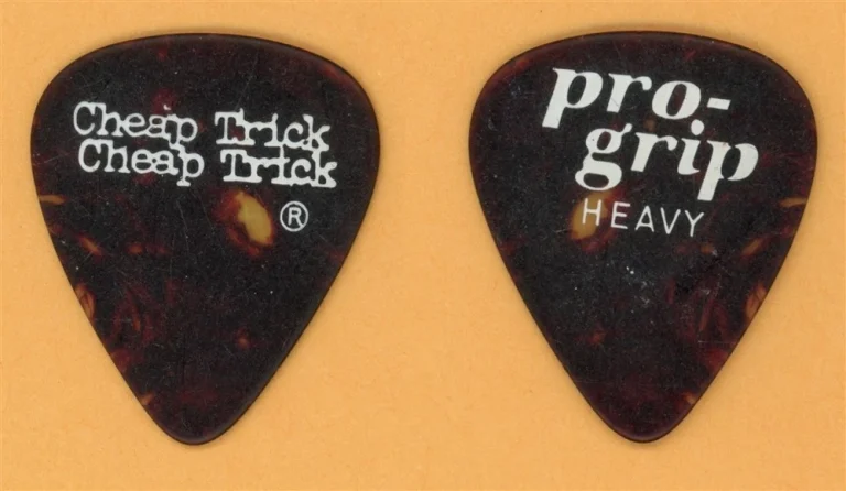 Cheap Trick Robin Zander Vintage Guitar Pick - 1986 The Doctor Tour
