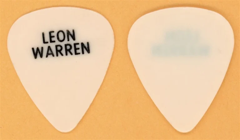 BB King Leon Warren Vintage Guitar Pick -1988 King of the Blues Tour