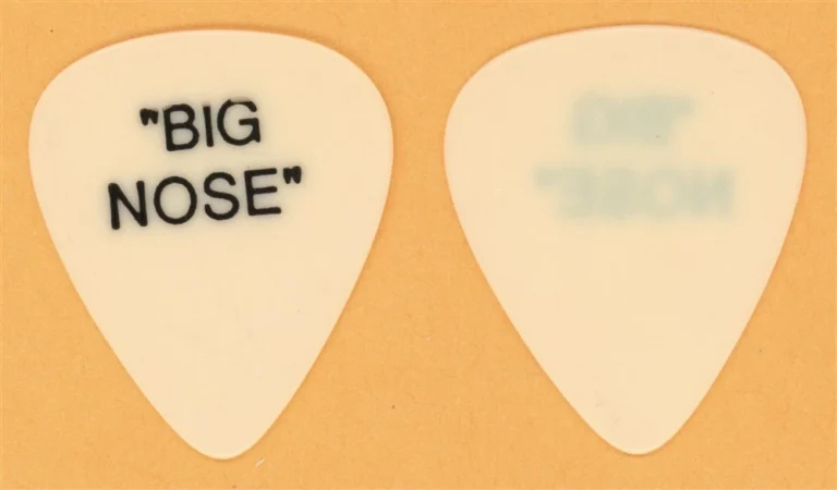 Big Nose Vintage Tour Guitar Pick