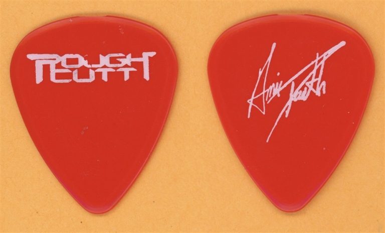 Rough Cutt Amir Derakh Vintage Guitar Pick - 1986 Wants You! Tour