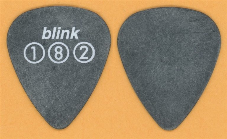 Blink 182 Tom Delonge Vintage Guitar Pick - 2001 Pants & Jacket Tour - Misprint