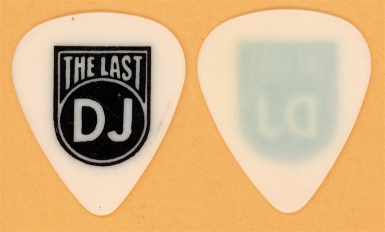 Tom Petty and the Heartbreakers Vintage Guitar Pick - 2002 Last DJ Tour