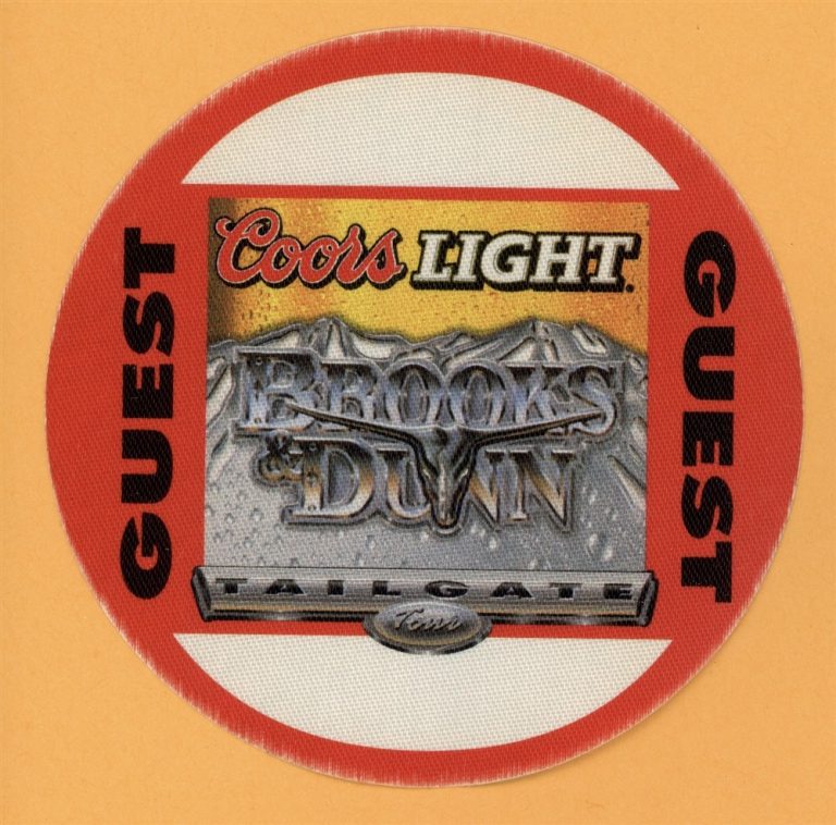 Brooks & Dunn 2001 Superhero Concert Tour GUEST Backstage Pass