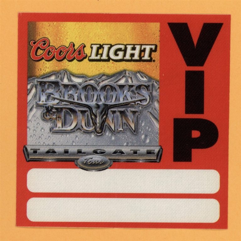 Brooks & Dunn 2001 Superhero Concert Tour VIP Backstage Pass