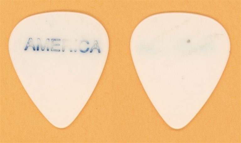 America Michael Woods Vintage Guitar Pick - 1994 Hourglass Tour