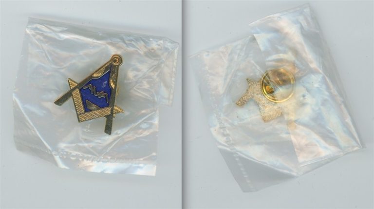 Angels & Airwaves Tom Delonge Blink 182 Masonic/Square and Compass Metal Pin