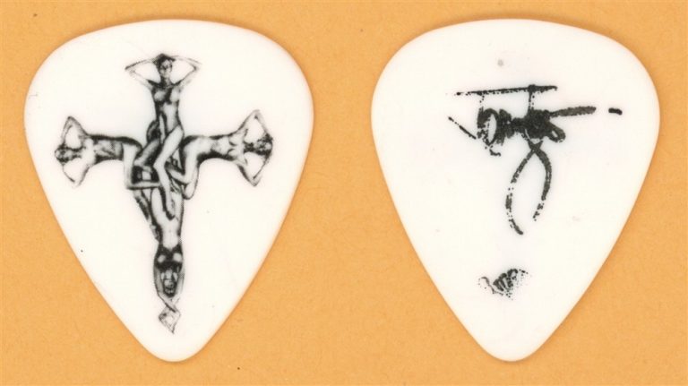 Motley Crue Tomm Lee Vintage Guitar Pick - 2008 Cruefest Tour - Misprint