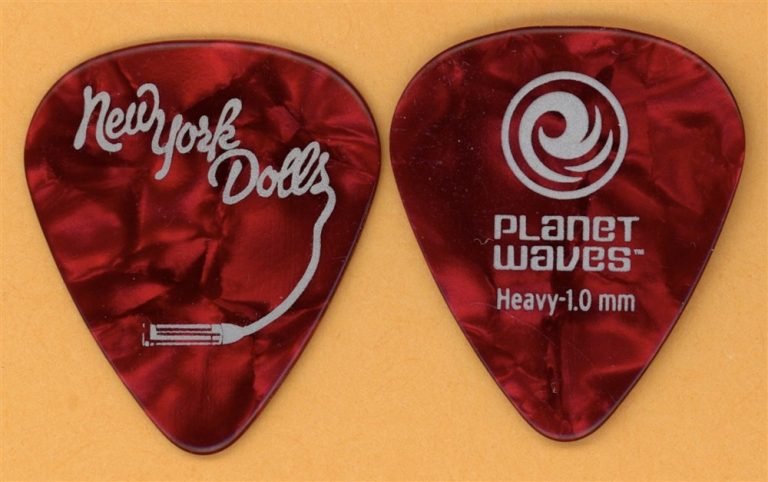 New York Dolls Earl Slick Planet Waves Vintage Guitar Pick - 2011 US Tour