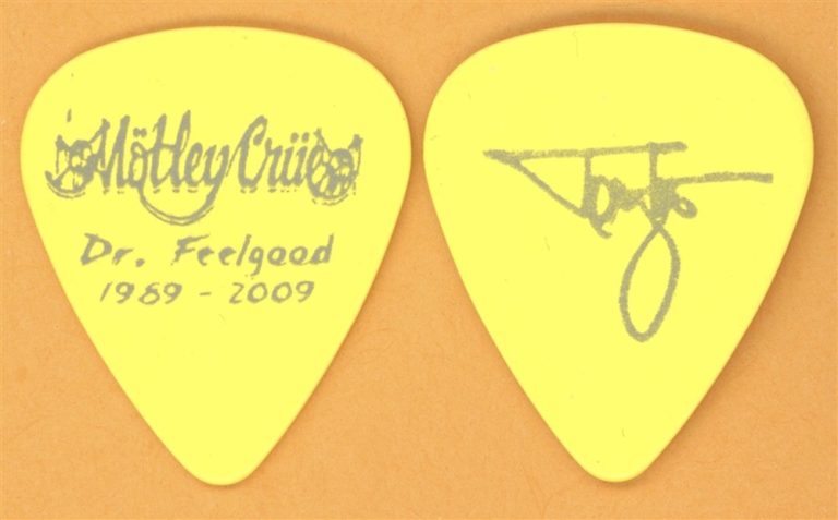 Motley Crue Tommy Lee Vintage Guitar Pick - 2009 Dr. Feelgood 20th Tour