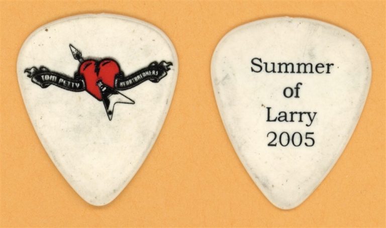Tom Petty & The Heartbreakers Summer of Larry Vintage Guitar Pick - 2005 US Tour