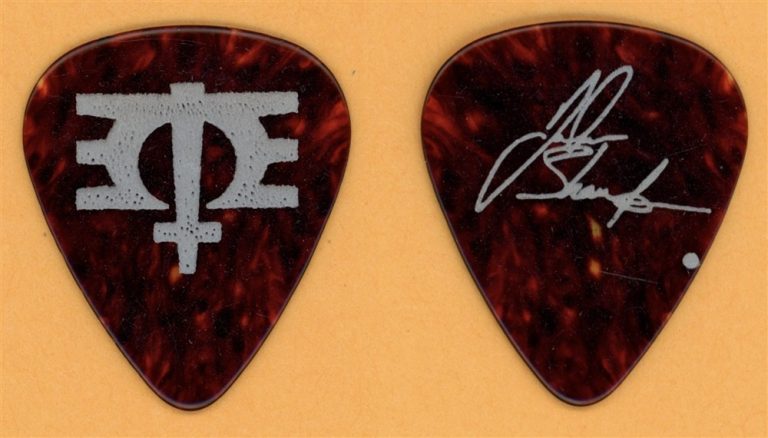 Melissa Etheridge John Shanks Vintage Guitar Pick - 1993 Yes I Am Tour