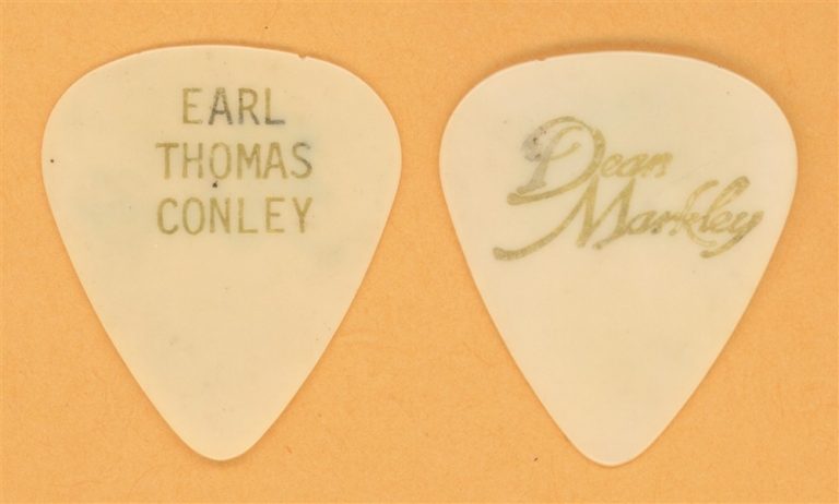 Earl Thomas Conley ETC Vintage Tour Guitar Pick