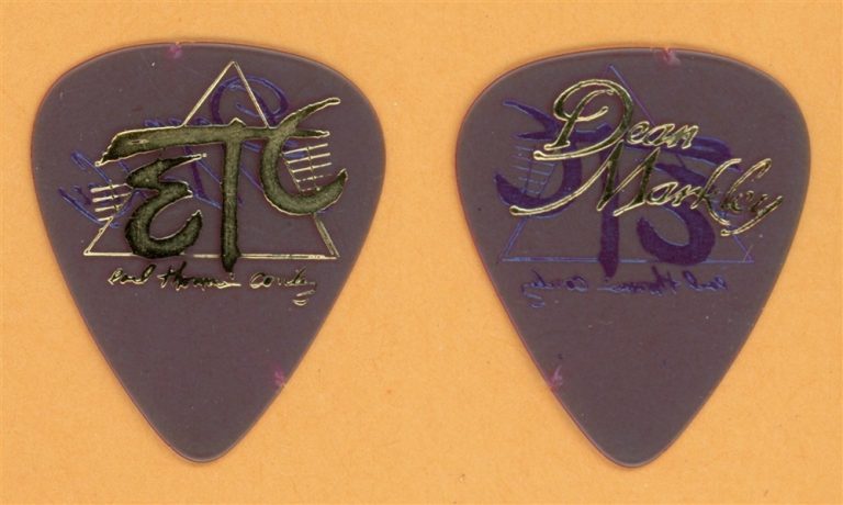 Earl Thomas Conley ETC Vintage Tour Guitar Pick