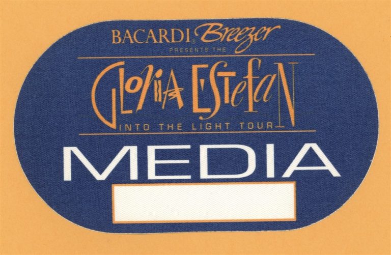 Gloria Estefan 1991 Into The Light Concert Tour MEDIA Backstage Pass