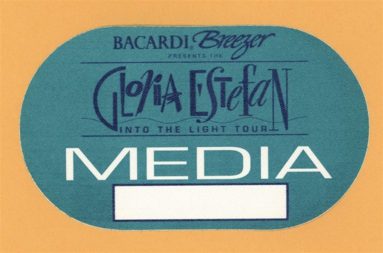 Gloria Estefan 1991 Into The Light Concert Tour MEDIA Backstage Pass
