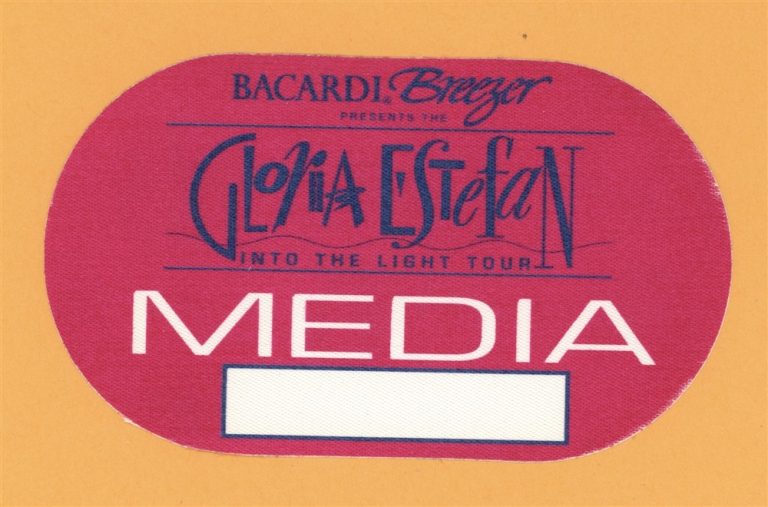 Gloria Estefan 1991 Into The Light Concert Tour MEDIA Backstage Pass