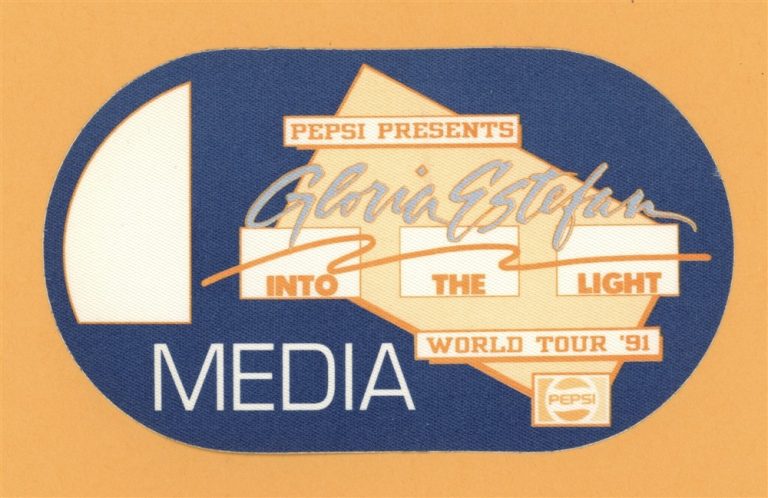 Gloria Estefan 1991 Into The Light Concert Tour MEDIA Backstage Pass - Pepsi