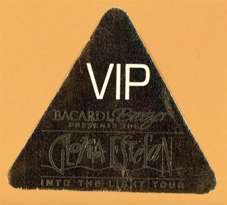 Gloria Estefan 1991 Into The Light Concert Tour VIP Backstage Pass - GOLD