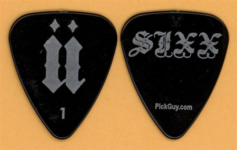 Motley Crue Nikki Sixx 