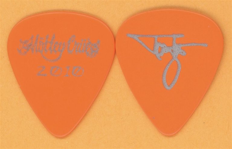 Motley Crue Tommy Lee Vintage Guitar Pick - 2010 Dr. Feelgood 20th Tour