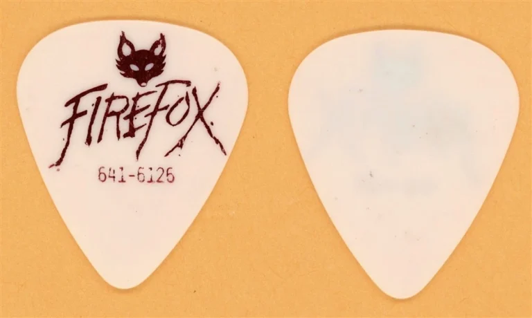 Firefox Vintage Tour Guitar Pick