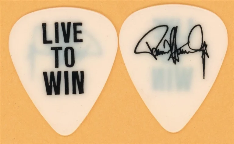 KISS Paul Stanley Vintage Guitar Pick - 2006 Live To Win Tour