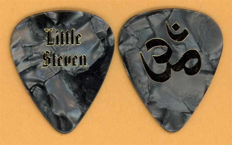 Bruce Springsteen Steven Van Zandt Vintage Guitar Pick - 2000 Reunion Tour