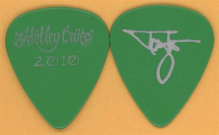 Motley Crue Tommy Lee Vintage Guitar Pick - 2010 US Tour