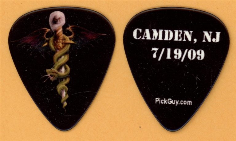 Motley Crue Camden NJ Vintage Guitar Pick - 2009 CrueFest Tour