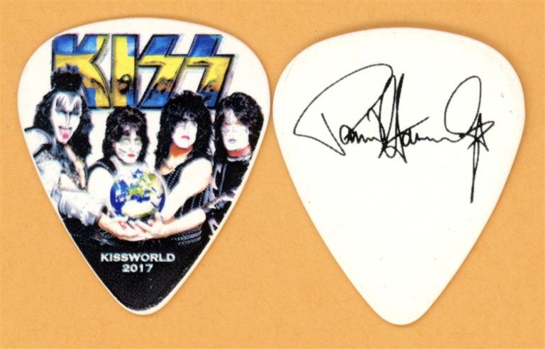 KISS Paul Stanley Sweden Flag Vintage Guitar Pick - 2017 KISSWORLD Tour