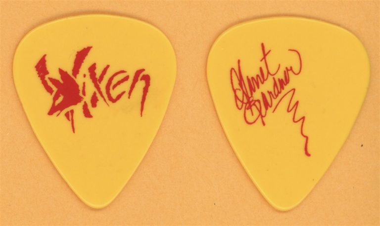 Vixen Janet Gardner Vintage Guitar Pick - 1989 Rev It Up Tour