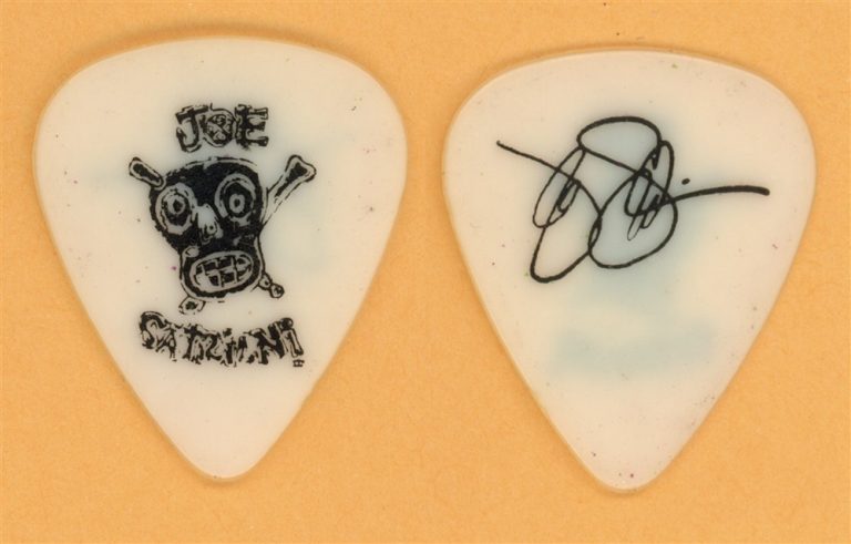 Joe Satriani Vintage Guitar Pick - 1992 The Extremist Tour