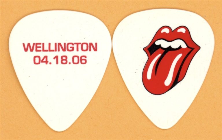 Rolling Stones Keith Richards WELLINGTON Guitar Pick - 2006 Bigger Bang Tour